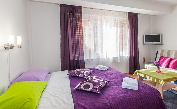 Apartman Studio 2, kablovska tv, opremljena kuhinja sa frižiderom i štednjakom
